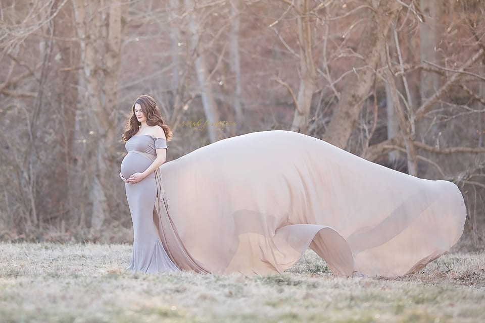 Maternity Dress Rental | Rent Maternity Photoshoot Dresses